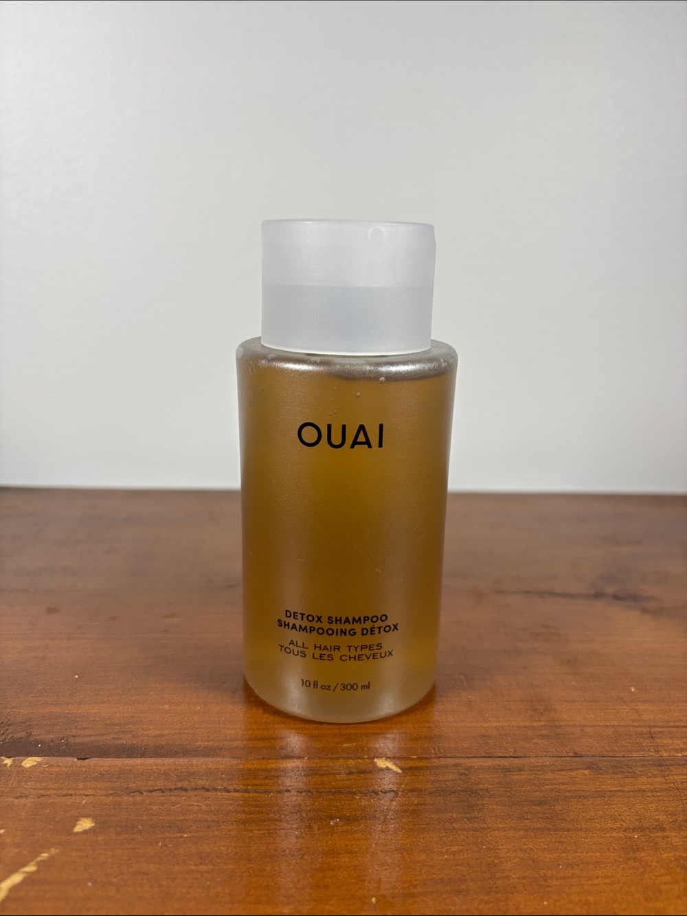 NWT OUAI Detox Shampoo - Amber Translucent Bottle  for All Hair 300 ml